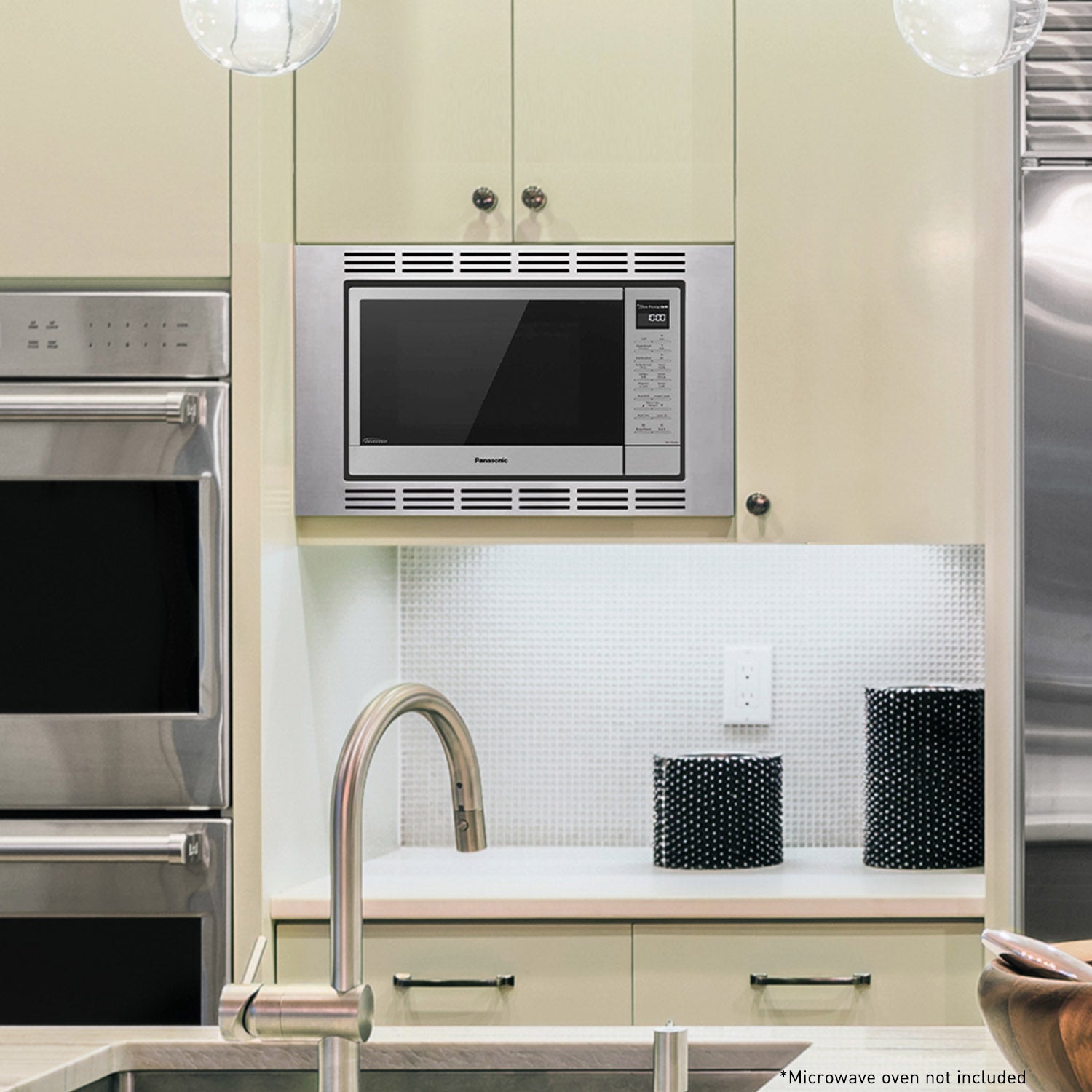 27-inch Trim Kit for NN-GN68 HomeCHEF™ Multi-oven